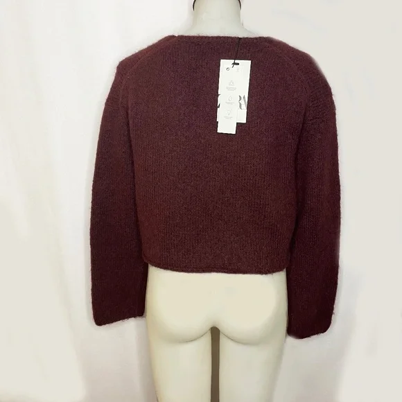 NWT Burgundy Boxy V Neck Sweater 🤍 - Picture 2 of 9